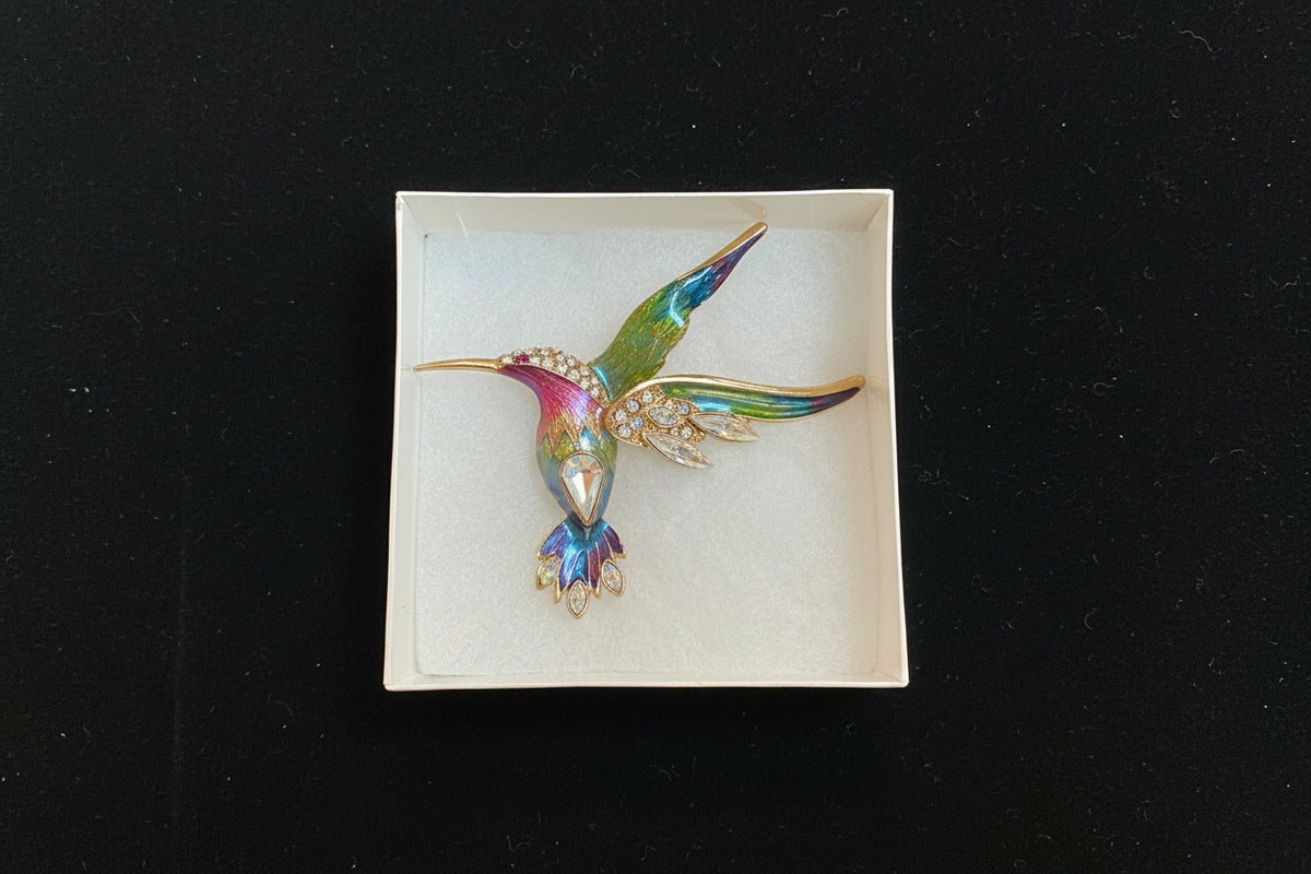 Vintage Hummingbird Lapel Pin
