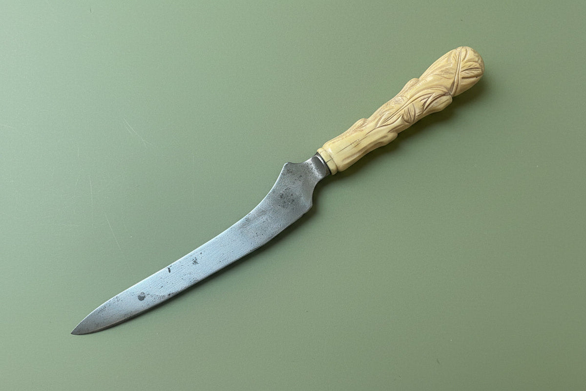 Knives & Cuttlery